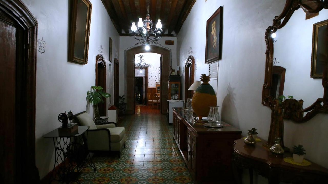 Hotel Casa Baez Pátzcuaro المظهر الخارجي الصورة