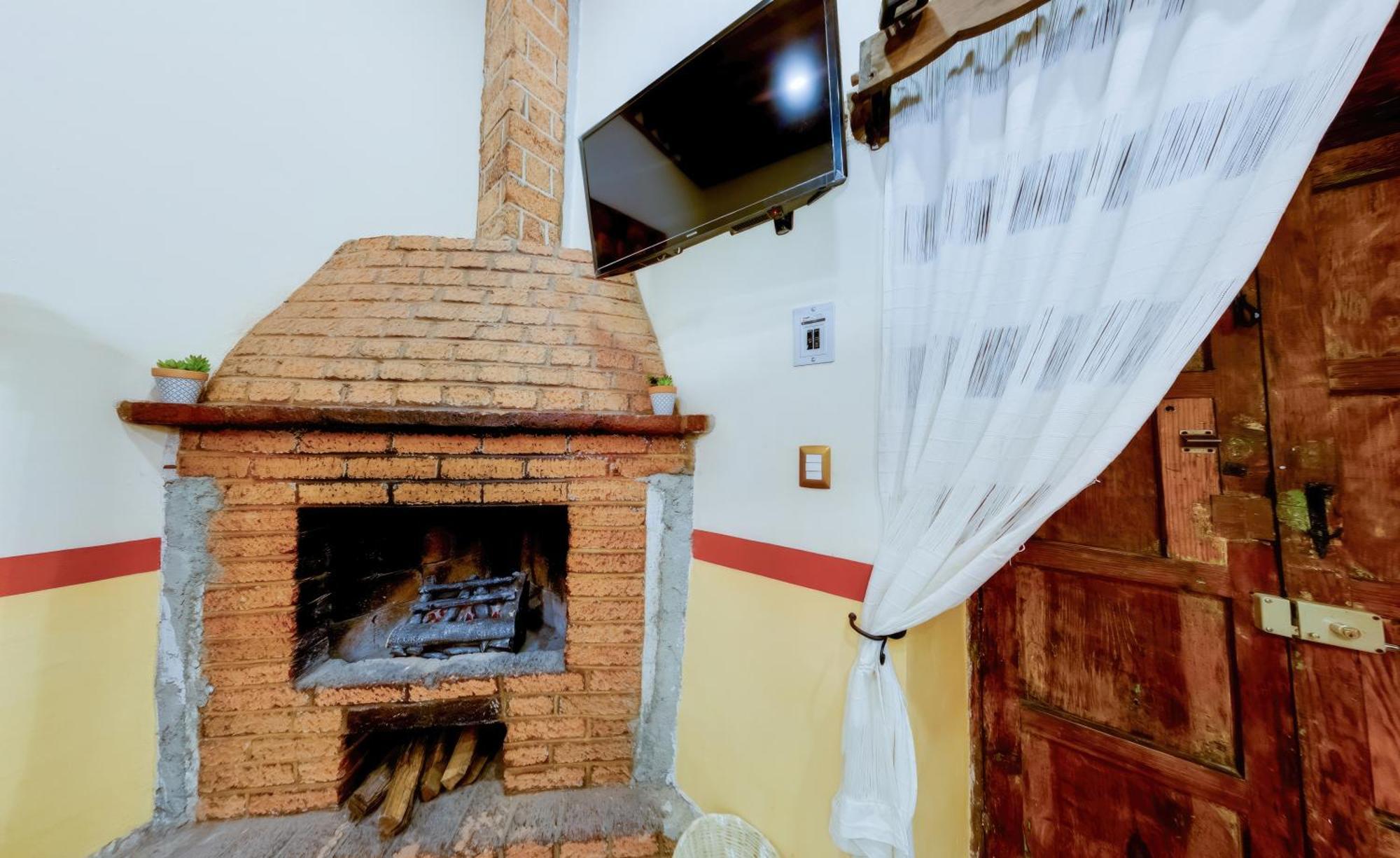 Hotel Casa Baez Pátzcuaro المظهر الخارجي الصورة